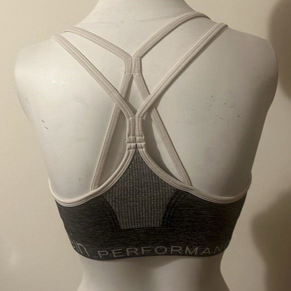 Calvin Klein: Premium Performance Sports Bra - Picture 4 of 10